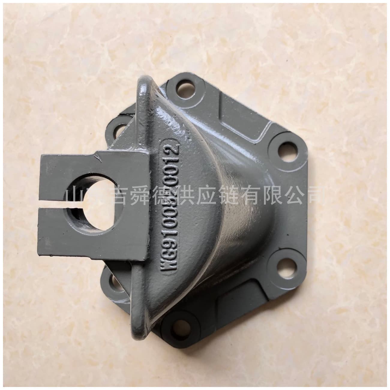King Long Bus 21001A00265 Engine Bracket 21001A00237 Right Cylinder Block Bracket