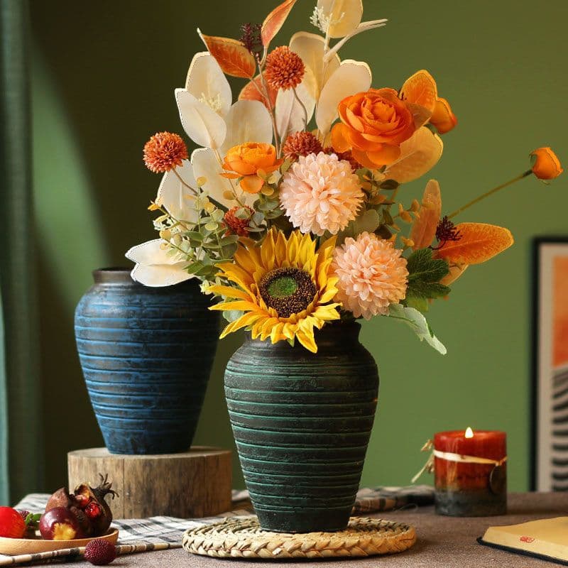 Handcrafted Vintage Vase for Dried Flowers, Living Room Decoration, Entryway Display, High-End Water Vessel
