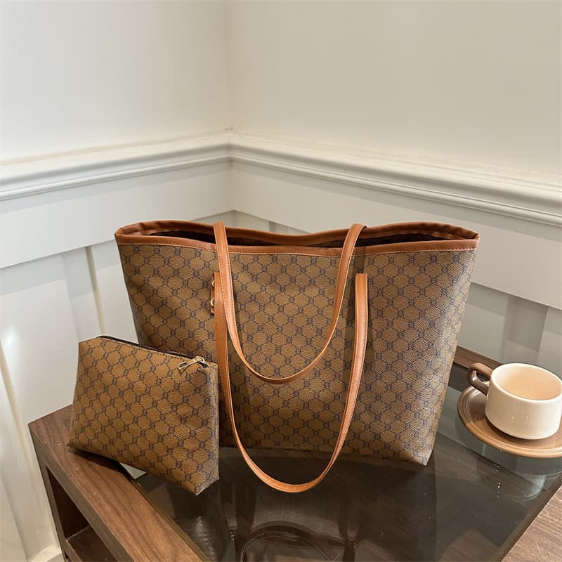 European and American Fashion Large-Capacity Printed Tote Bag 2024 Autumn/Winter New Commuter Mother-Child Two-Piece Set Shoulder Tote Bag
