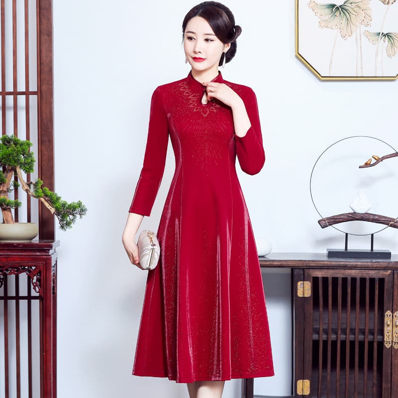 2025 Spring New Arrival Glittering Rhinestone Beaded Dress - Affluent Mother's Wear - Dropshipping Available