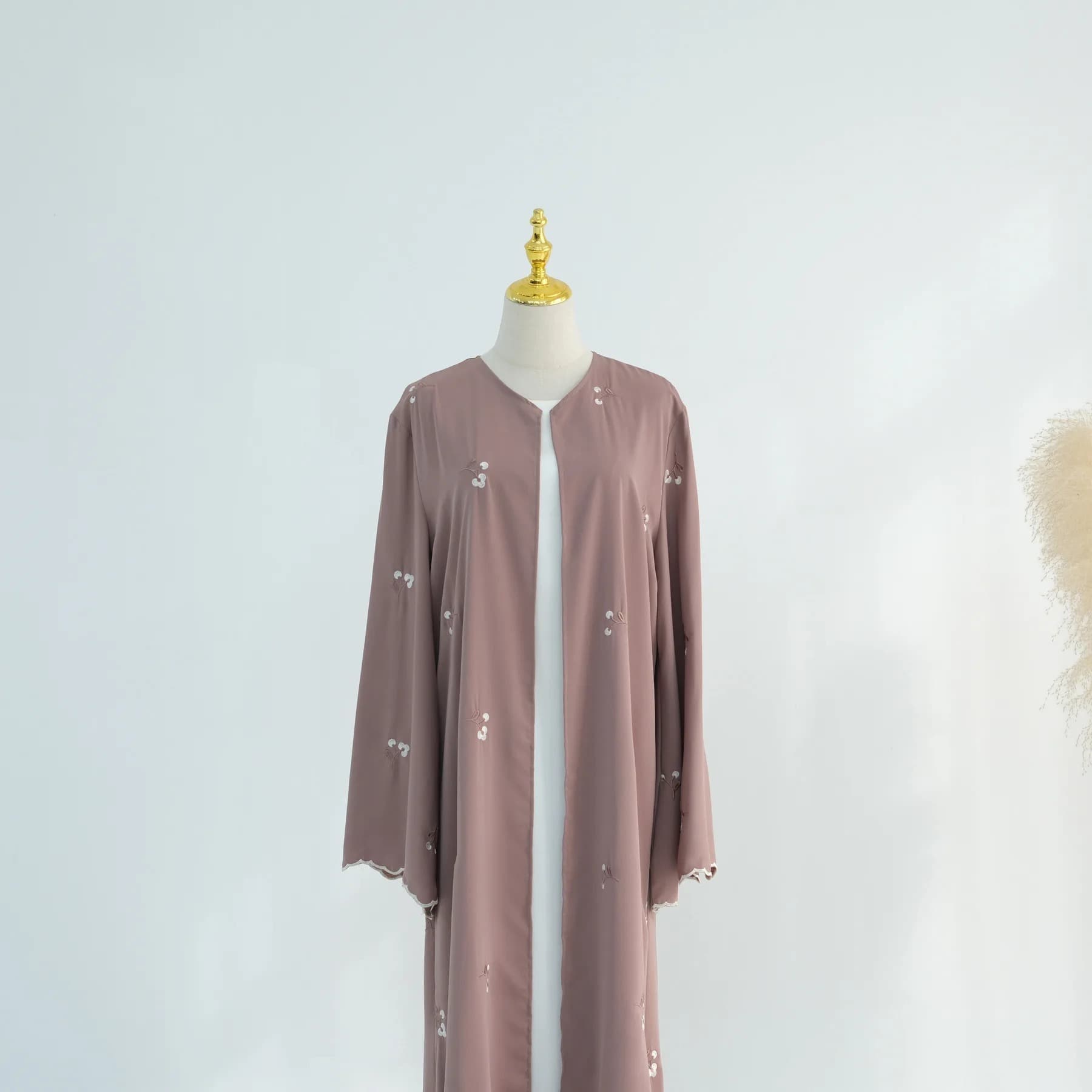 In Stock Amazon AliExpress New Printed Cuff Embroidered Abaya Robe, Turban Not Included