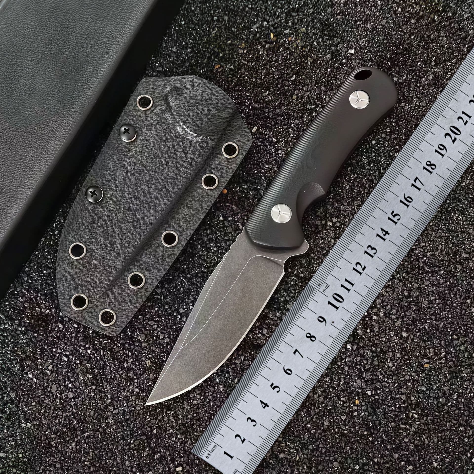 Hot-selling San Diego outdoor tactical knife for self-defense, survival, and camping, high hardness, comes with K sheath