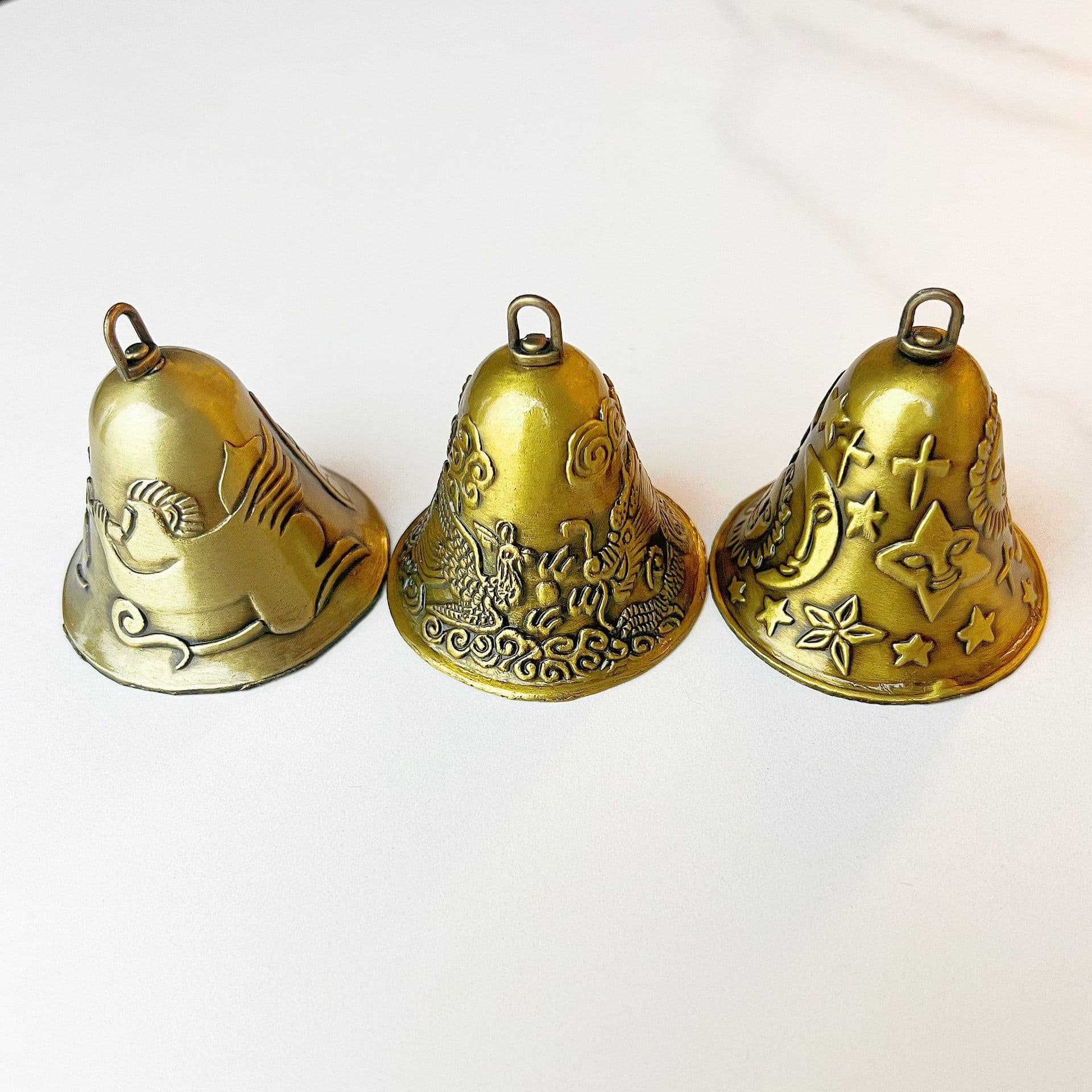 Antique bronze large trumpet bell, dragon and phoenix, angel, star, moon and day bell, daily ornaments, Yunnan handicrafts, small clock pendant