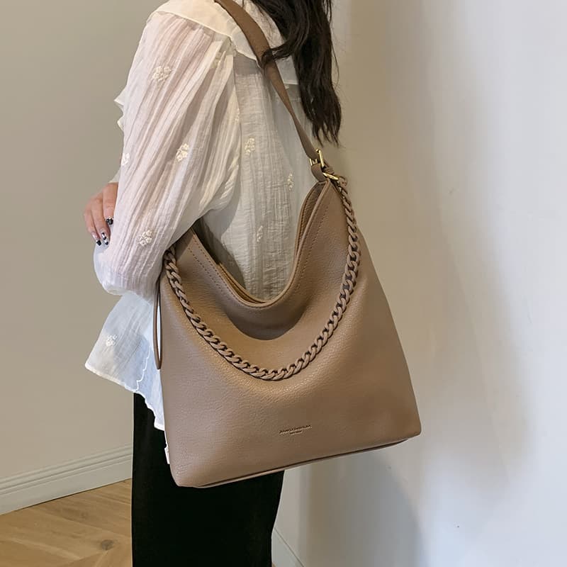 New Commuter Bag 2025 Shoulder Bag Fashion Tote Bag Minimalist Large Capacity Summer Elegant Women's Bag Export