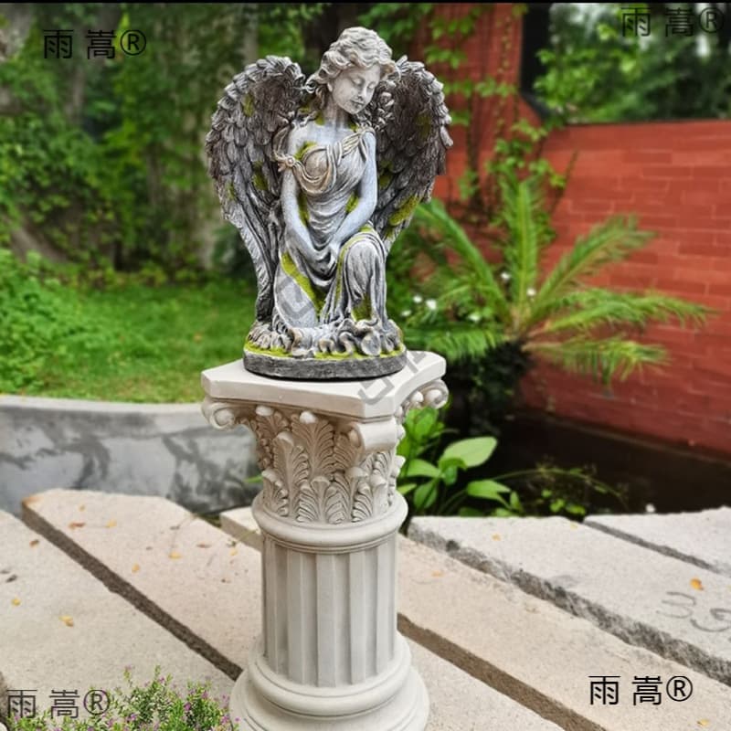 Garden Decoration European Style Ornament Outdoor Cute Figure Sculpture for Courtyard Villa Terrace Balcony Layout