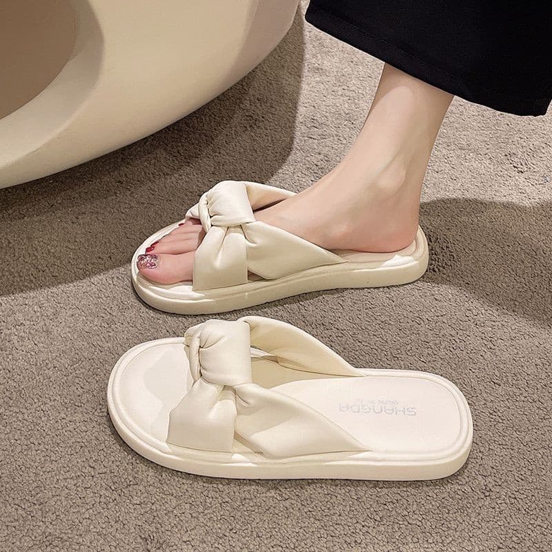 Thick Sole Comfortable Outdoor Slippers, Versatile Fashion with Dresses, Slippers for Women 2026 Summer New Style Korean One-Band Slippers