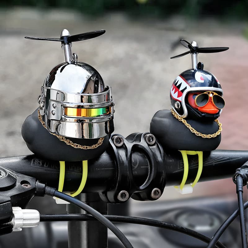 Car cute little black duck with helmet propeller breaking wind and waves duck car decoration [tax included]