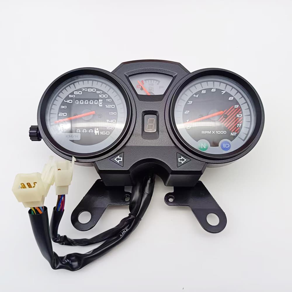 General-purpose export modified CG125/150 motorcycle electric-to-mechanical pointer gauges: speedometer and tachometer.