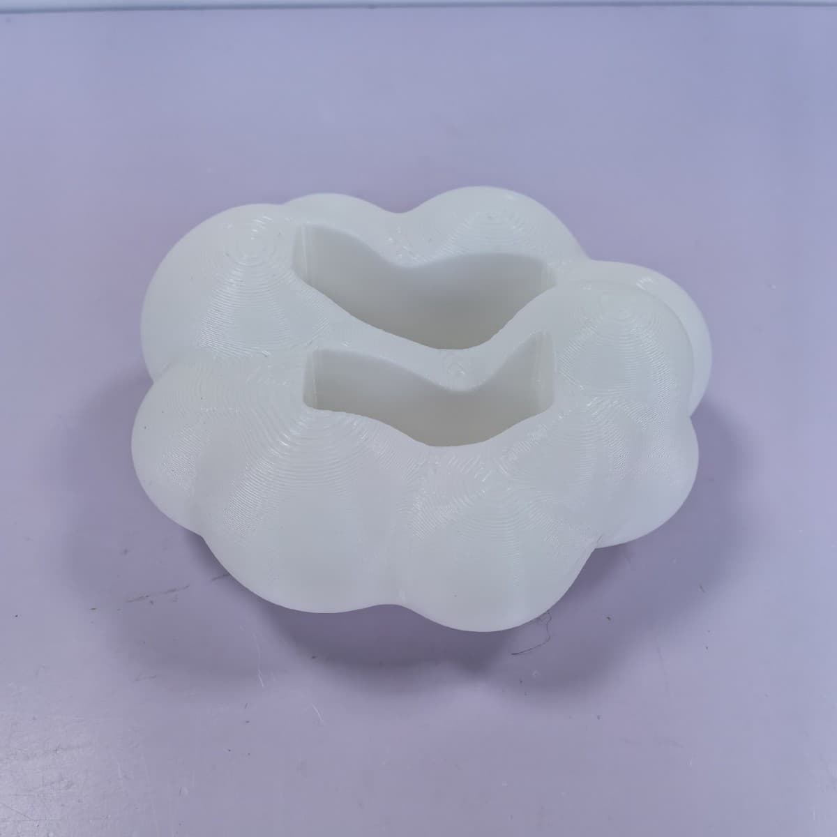 Best-selling 3D Printed Cloud-Shaped Remote Control Holder, Home Storage, Money-Saving, Eco-Friendly Organizer