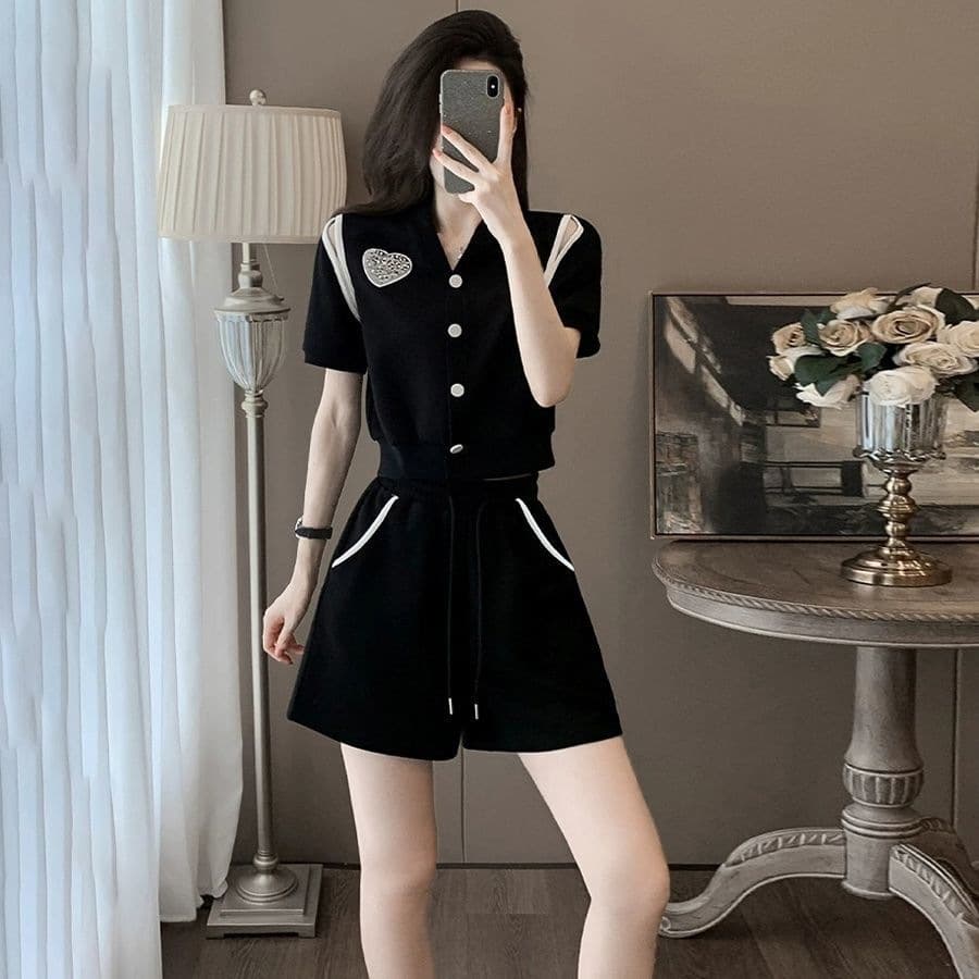 Chanel Style Fashion Set for Women 2026 Summer New Trendy Age-Defying Casual Short Sleeve Top and Shorts Two-Piece Set