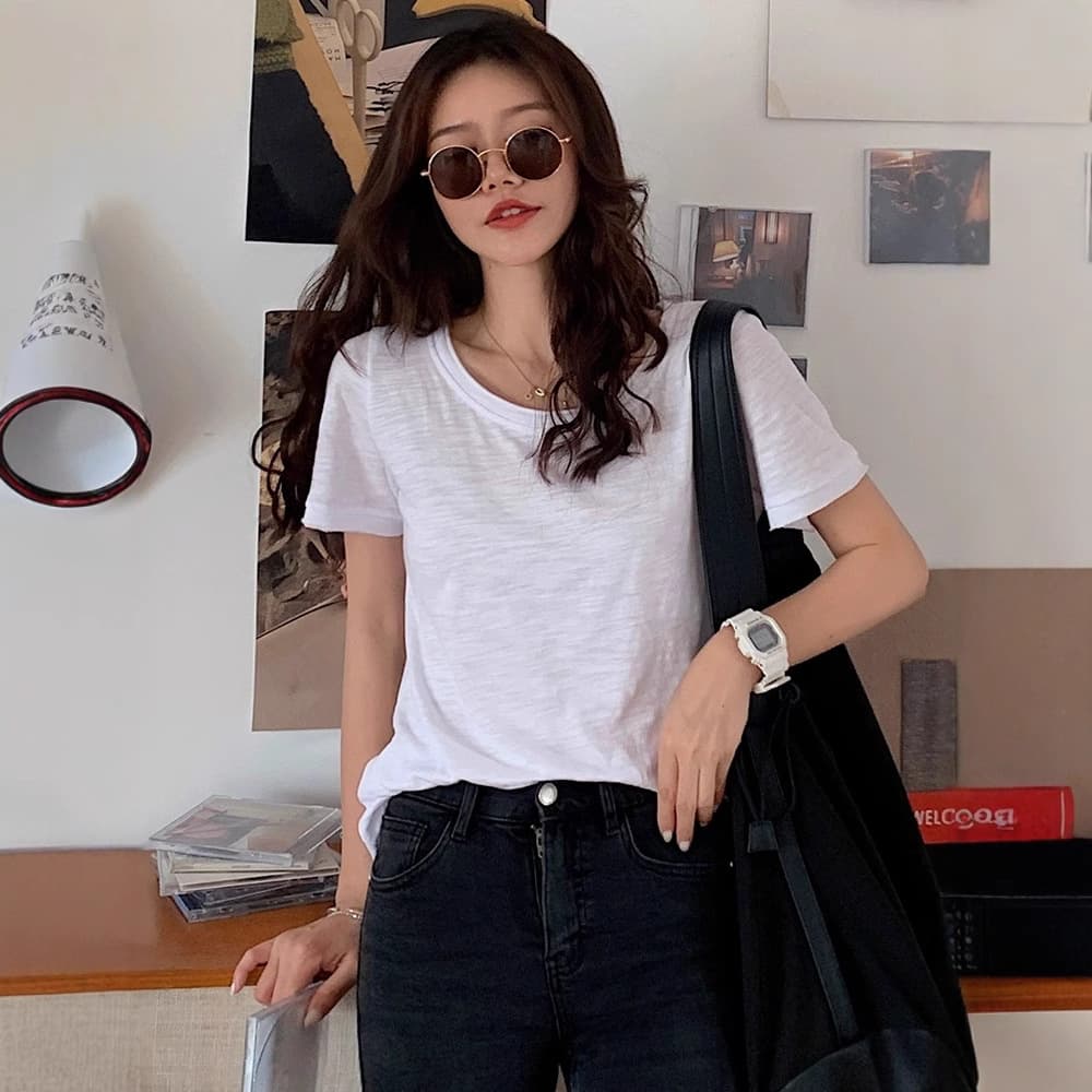 Summer 2025 New T-Shirt Women's Short-Sleeved Loose Top Round Neck Women's Undershirt Casual Style Simple