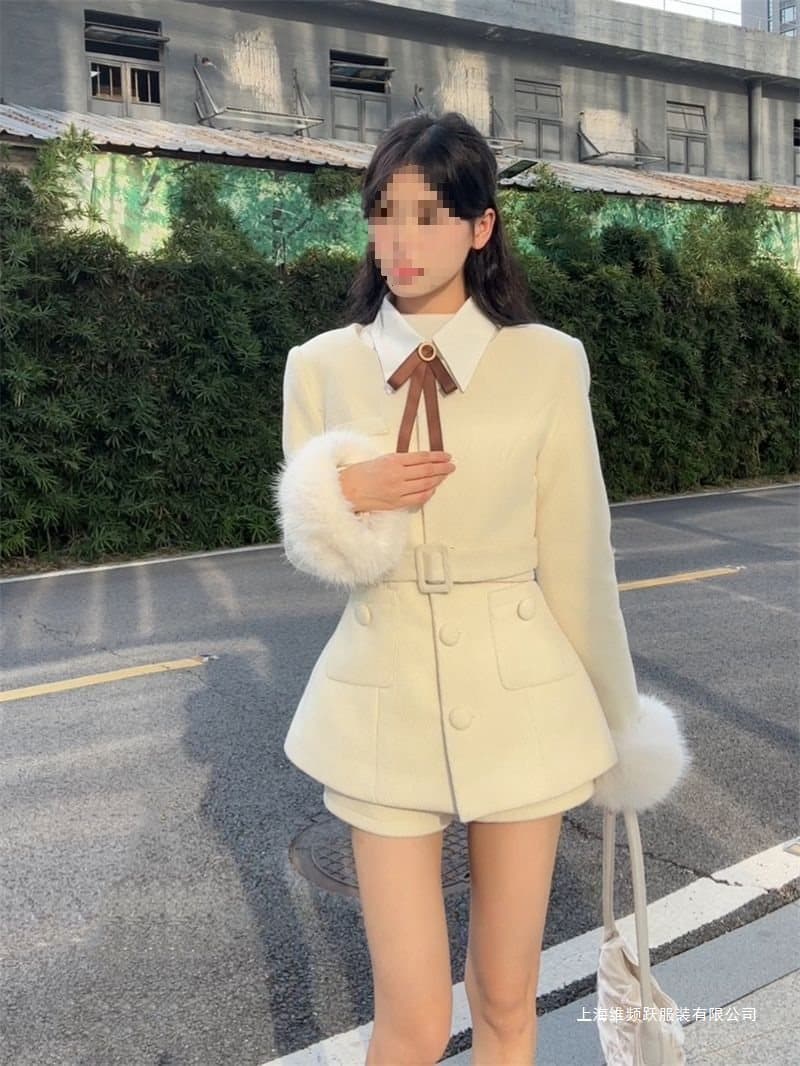 Maillard Wool Tied Coat Women's 2023 Autumn/Winter Style Elegant Wool Top and Shorts Snow White Two-Piece Set