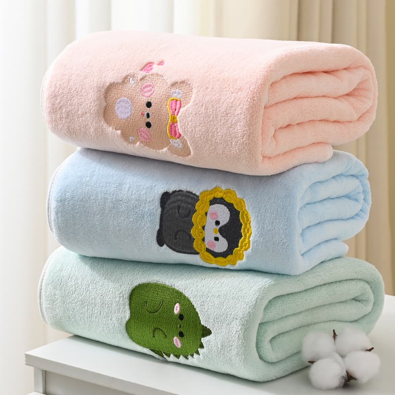 Ultra Soft Absorbent Coral Fleece Baby Bath Towel Newborn Children's Bath Towel Quick Dry Blanket Cover Blanket Cartoon Animal Pattern