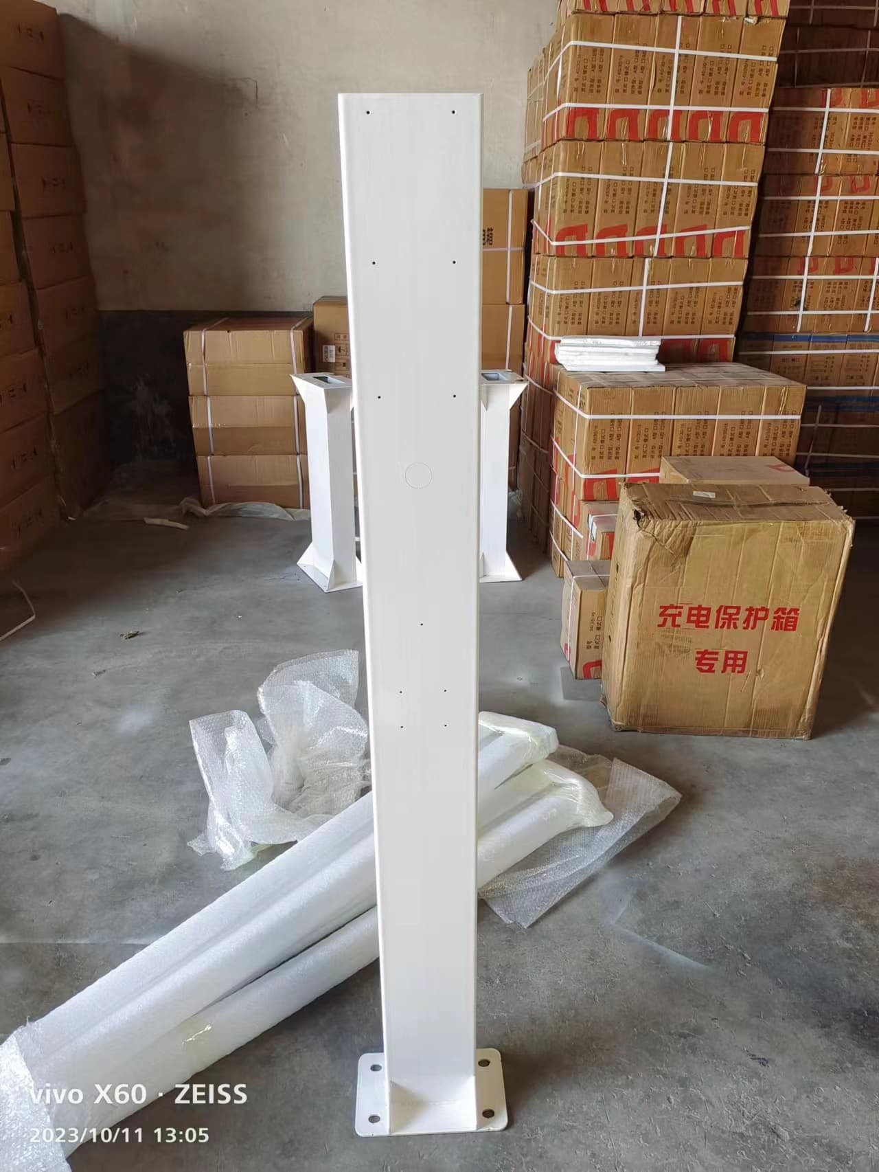 Electric Vehicle Charging Pile Specific Universal Stand Suitable for All Models Home Thickened Steel Plate Parking Space Pole