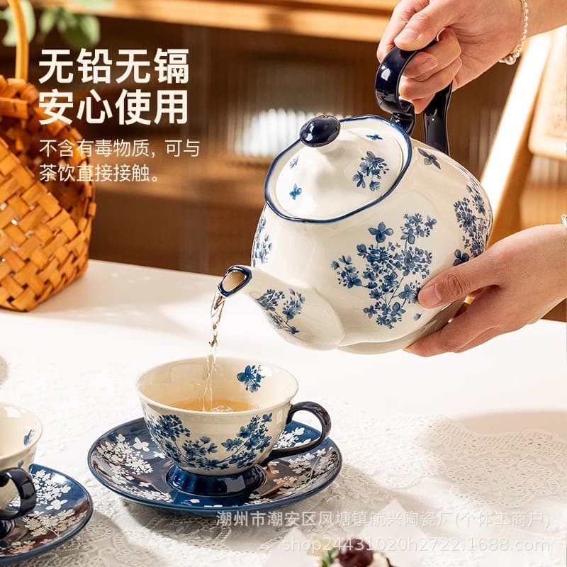 Vintage Blue and White Porcelain Coffee Cup and Saucer Set Afternoon Tea One Teapot Four Cups Drinkware Welcome Tea Set Teapot Cup and Saucer Gift Latte Art Cup