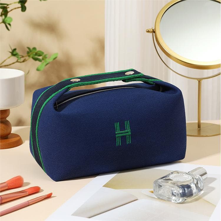Makeup Bag with Custom Logo, High-End Handbag Style, Large Capacity Travel Fashion Fabric Storage Bag