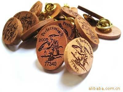 [Manufacturer custom production] Wooden badges, various employee number plates, laser engraving