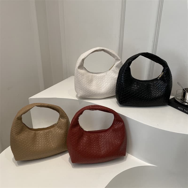 2024 Winter New Women's Bag, Fresh Woven Handheld Small Square Bag, Casual Fashionable Simple Style Shoulder Underarm Bag