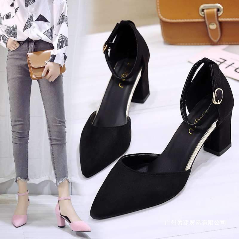 2025 Spring/Summer New Pointed Toe Fairy Style Sandals Korean Versatile Chunky Heel Fresh High Heels Women's Shoes