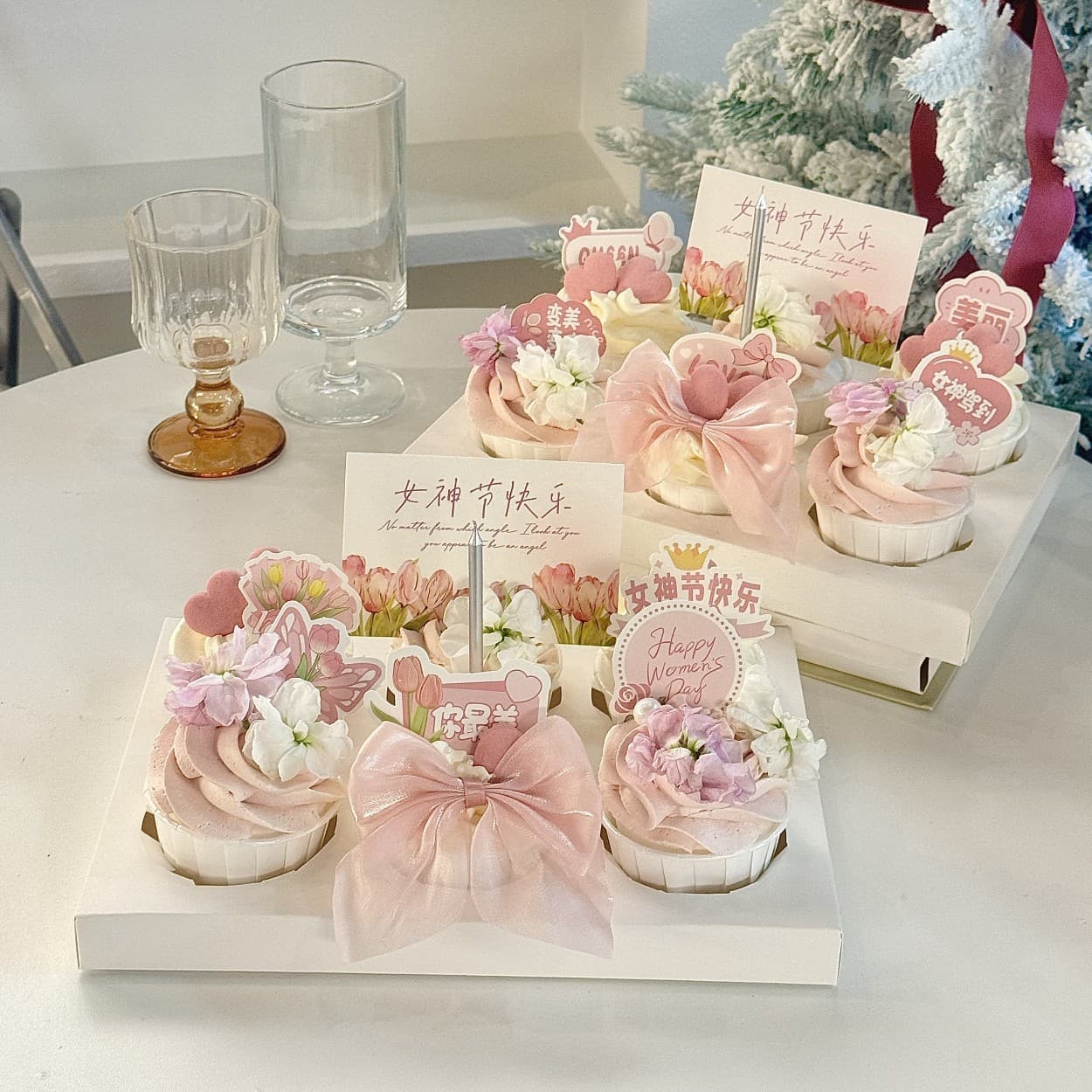Women's Day March 8th 4/6/9/12 Cupcake Packaging Box High Appearance High Transparency Dessert Packaging Box
