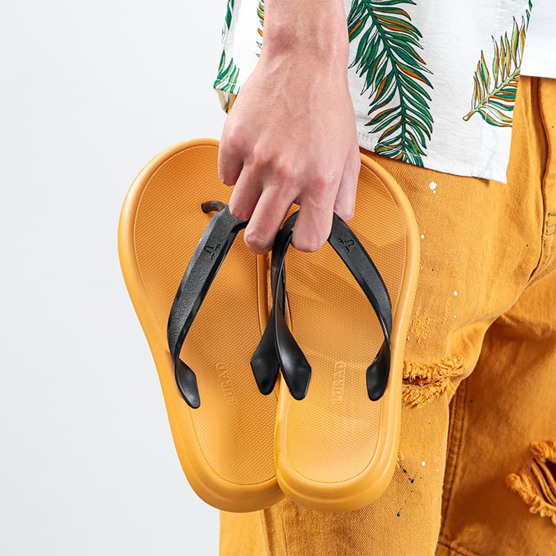 Summer Couple Beach Sandals, Men's Anti-Slip Outdoor Rubber Flip-Flops, Fashionable Thong Slippers