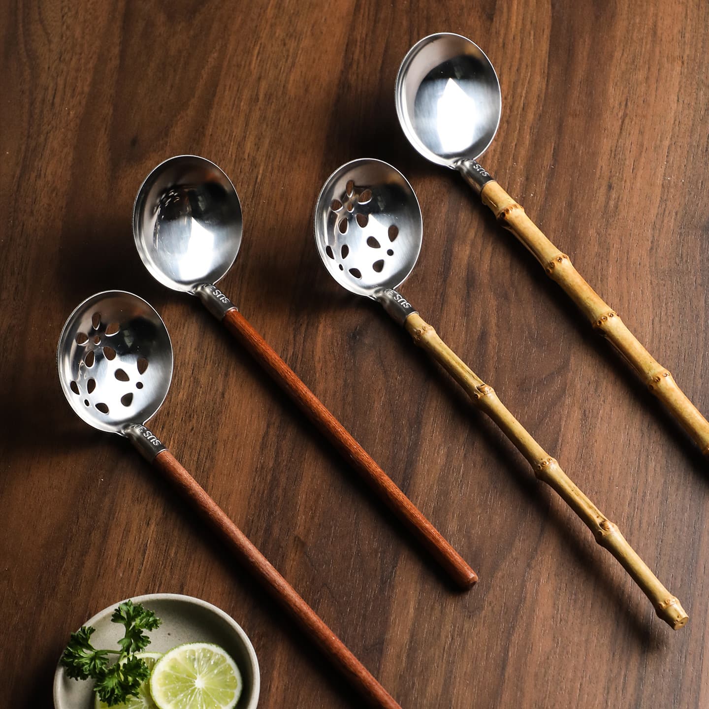 Bamboo wooden handle spoon colander 304 stainless steel hot pot spoon commercial Japanese soup spoon large serving spoon long handle spoon