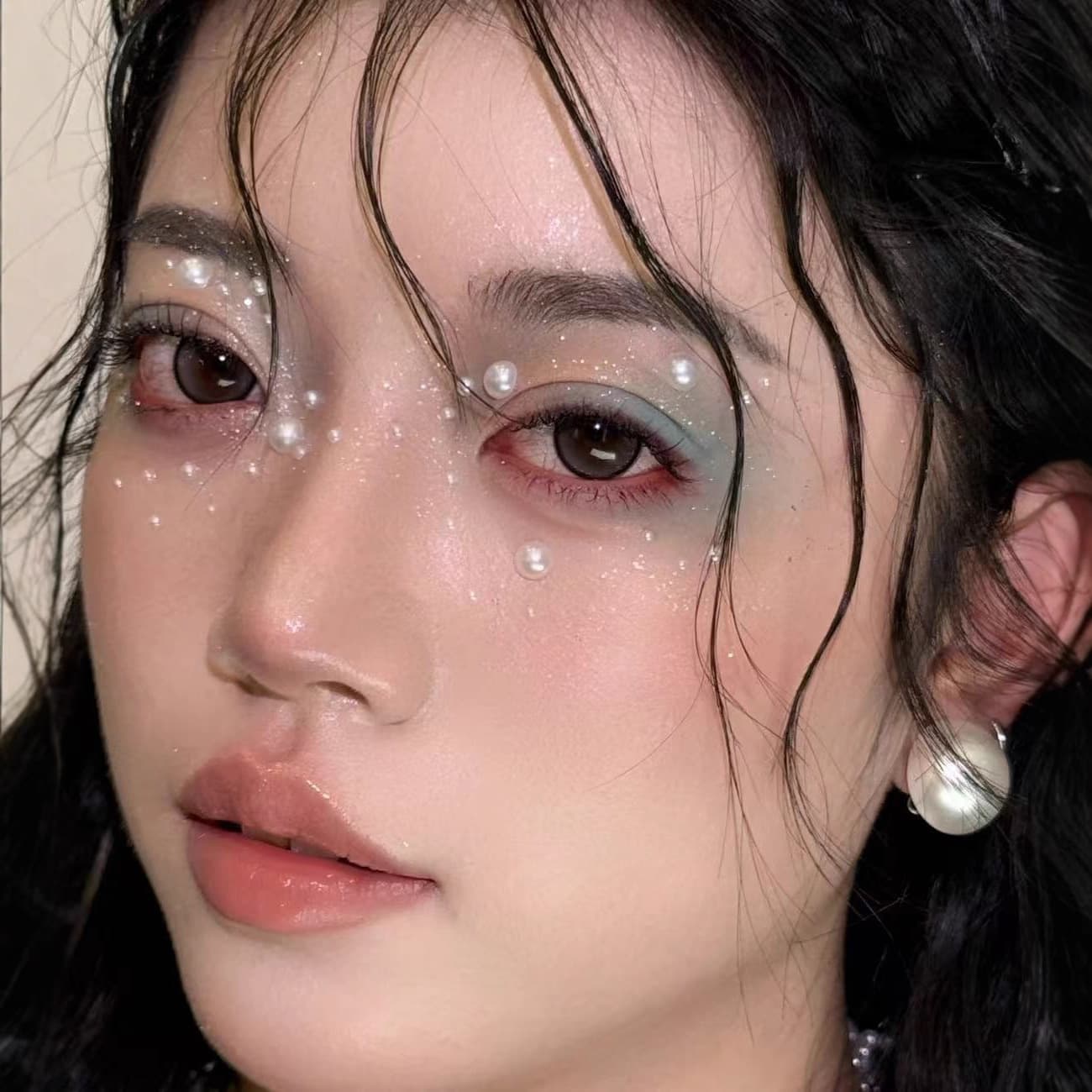 Kids Face Diamond Stage Stickers Jewelry Pearl Rhinestone Face Stickers Makeup Glitter Shiny Rhinestone Performance