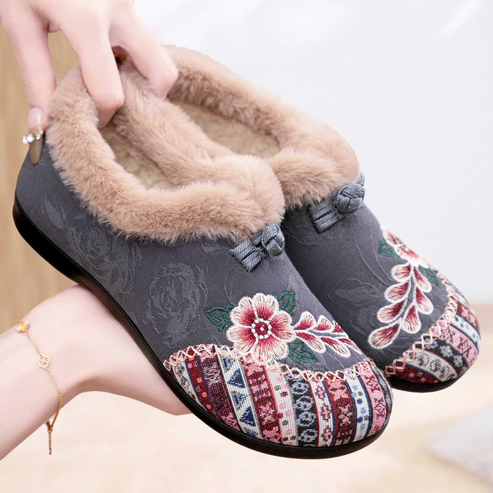 Women's Cotton Shoes Cross-Border Drop Shipping Snow Boots Large Size Embroidered Women's Boots Ethnic Style Versatile Cotton Boots Thickened Short Boots
