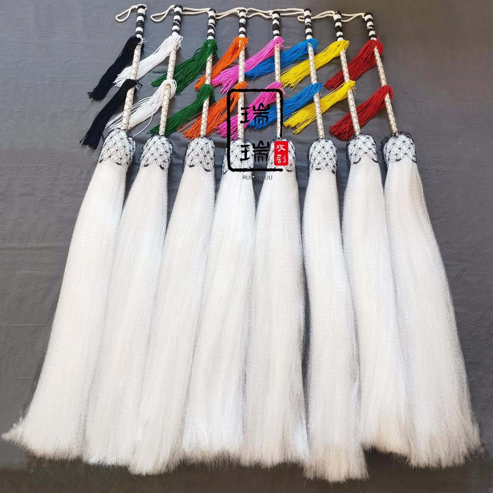 Whisk Props Buddha Dust Floating Dust Magic Prop Drama Imitation Horsetail Whisk Nine Lotus Flying Swing Tai Chi Eunuch Whisk