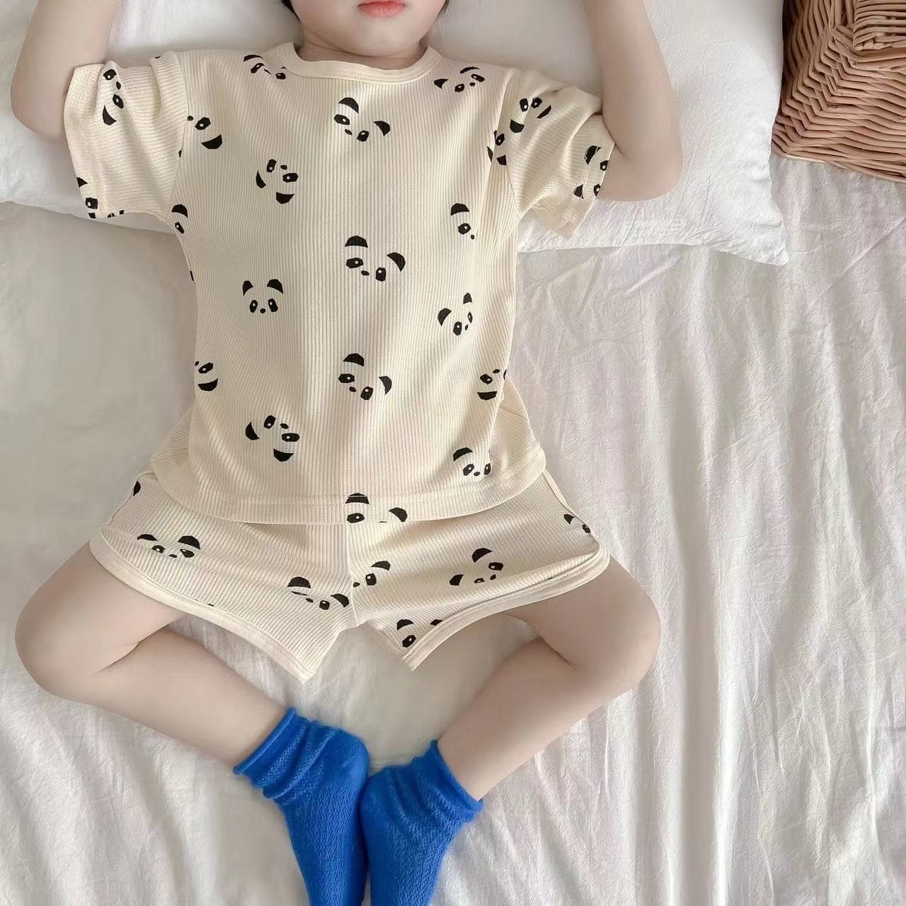 New Summer Kids' Pajamas Set for Boys and Girls, Ice Silk Two-Piece Short Sleeve Thin Boys' Air Conditioning Homewear Children's Set