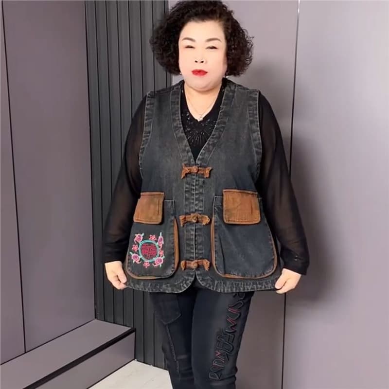 Large Size Middle-Aged Retro Denim Embroidered Frog Closure Chinese Style Vest, Loose Slimming Concealing Top Vest 1261