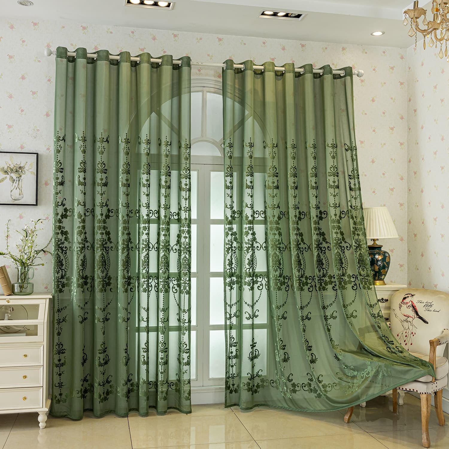Cross-border European-style jacquard curtains for living rooms, bedrooms, and balconies, ready-made window screens, available on Amazon and AliExpress, wholesale from curtain manufacturers.