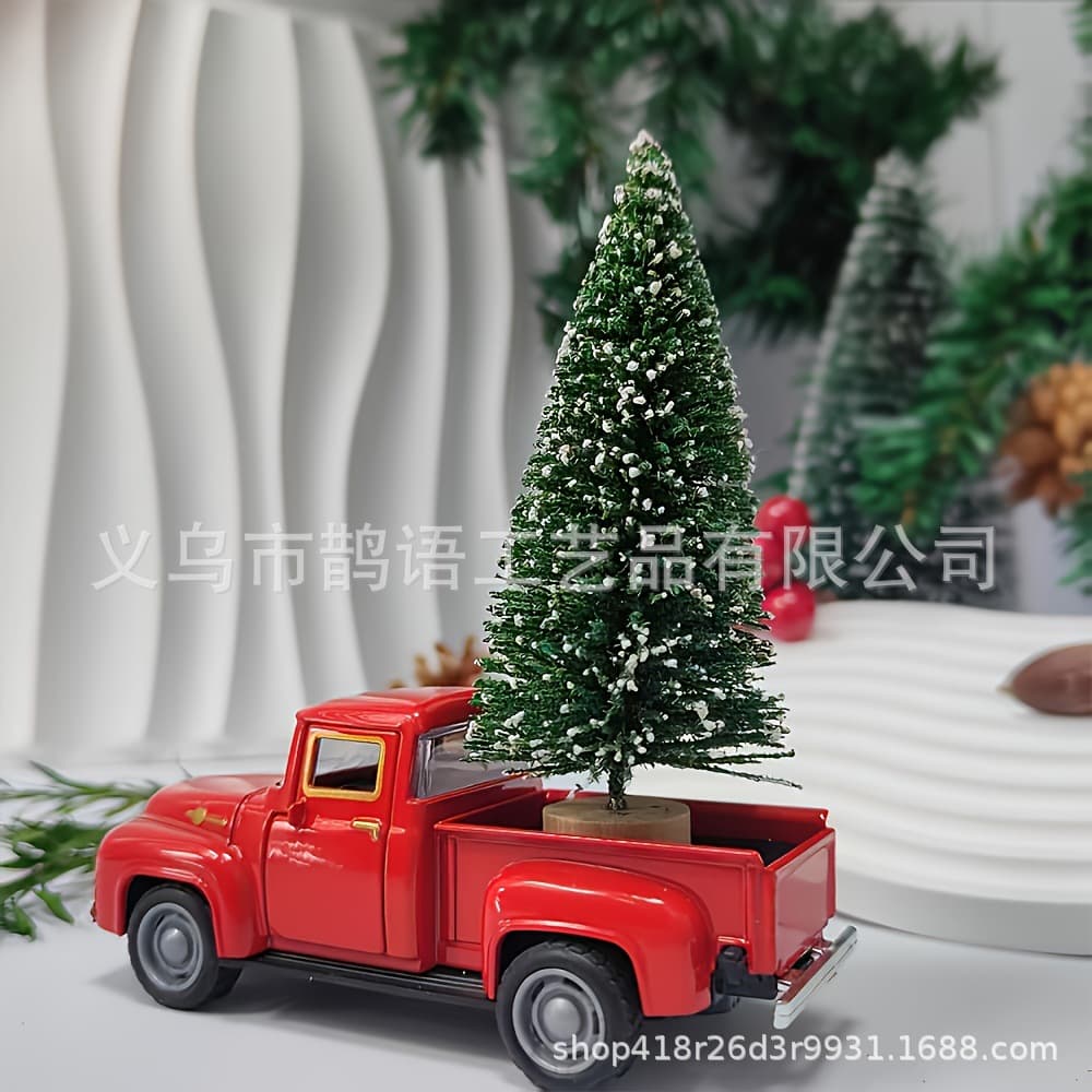 Cross-border hot red pick-up truck with mini Christmas tree, Christmas atmosphere decoration, living room and bedroom ornaments