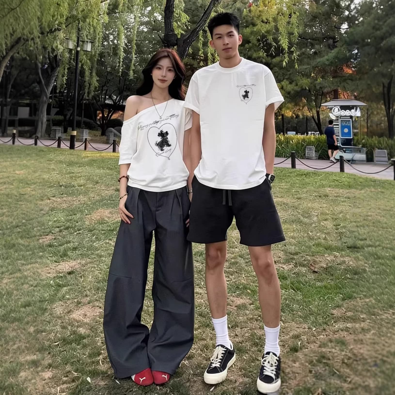 Couple's cotton short-sleeved T-shirt, 2026 summer new style, oversized, niche men's and women's tops, trendy brand class uniform.