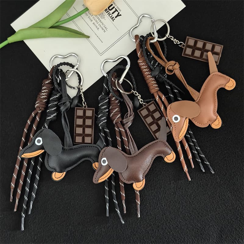 Cross-Border Hot Selling Leather Dachshund Cute Dog Keychain Pendant for Bag, Couple Keychain, Car Decoration