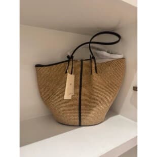 Spring/Summer New Travel Beach Niche Design Large Capacity Tote Shoulder Woven Vacation Straw Bag for Women