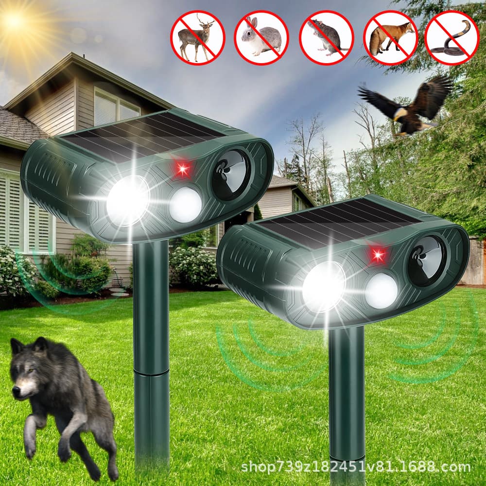 2025 cross-border hot-sale solar animal deterrent, ultrasonic rodent, bird, cat, dog, and wolf repellent