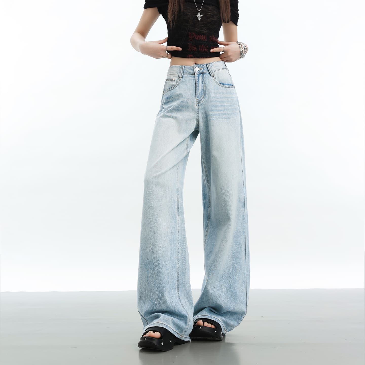 Straight-Leg Jeans for Women Light Blue Washed Wide-Leg Summer 2026 New High-Waist Loose Flowy Slimming High-End Cross-Border