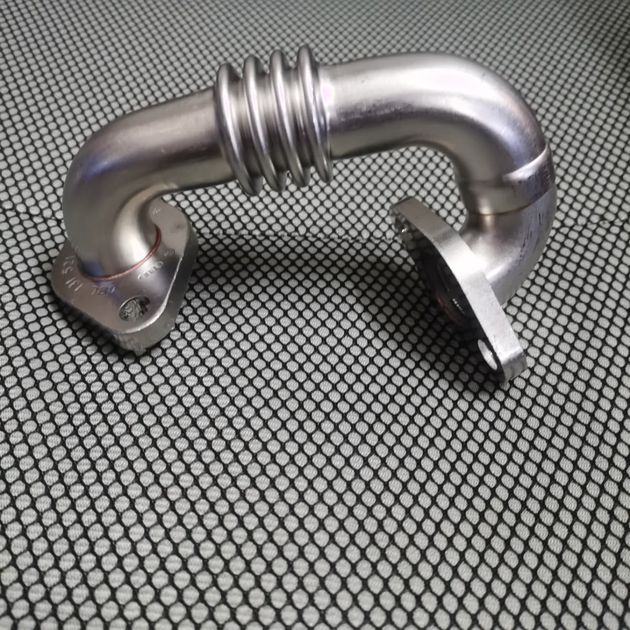 Car EGR Valve Turbocharger Water Pipe for Audi A4 B8 Part Number 03L131521J