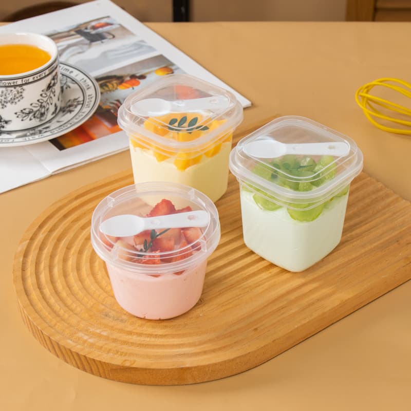 Yogurt cup double-skinned milk special cup disposable dessert jelly milk pudding with spoon cold-resistant and high-temperature resistant plastic
