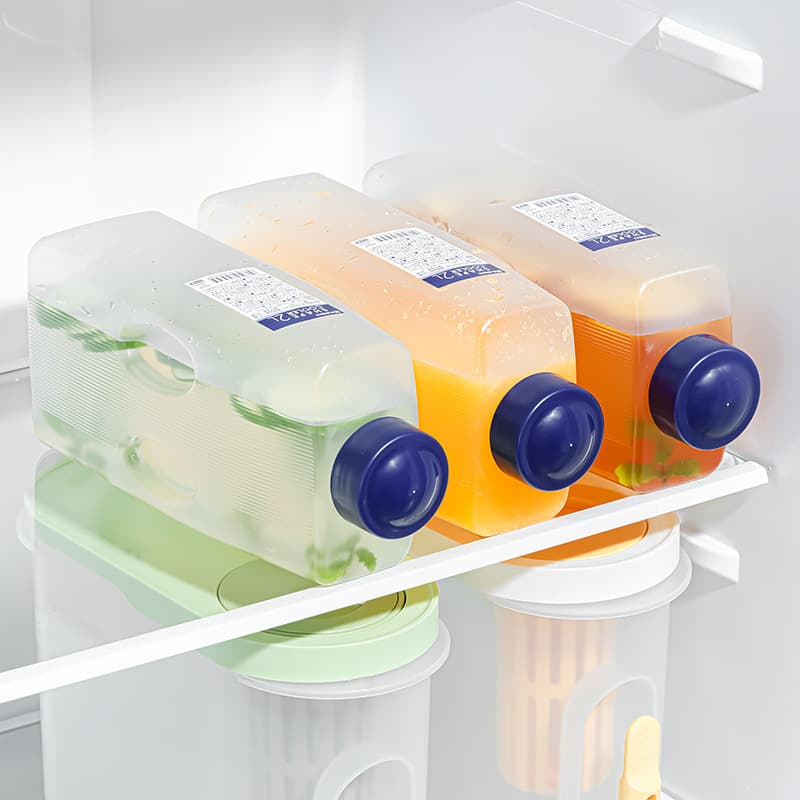 Japanese Style Home Use Large Capacity High Temperature Resistant Refrigerator Ice Bottle Summer Beverage Bucket Cold Brew Pot