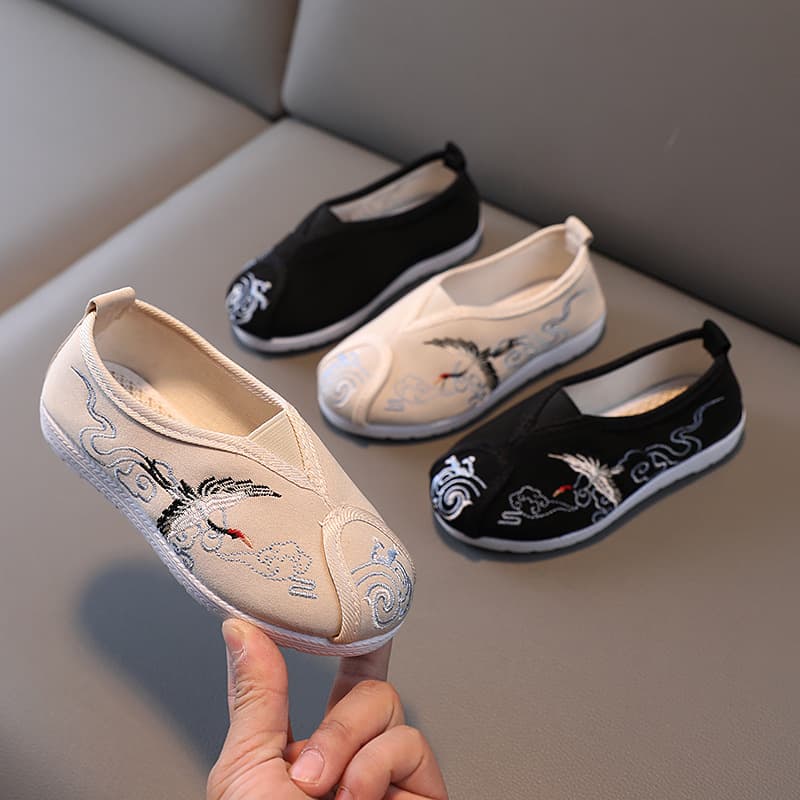 Traditional Beijing Handmade Cloth Shoes for Boys, Ethnic Chinese-style Embroidered Shoes, Student Ancient Hanfu Performance Shoes