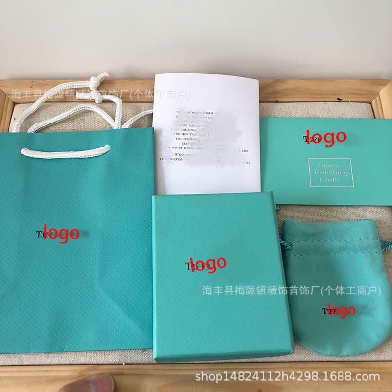 Tjia exquisite packaging gift box Tijia ring bracelet necklace universal style complete set of packaging holiday surprise gift box