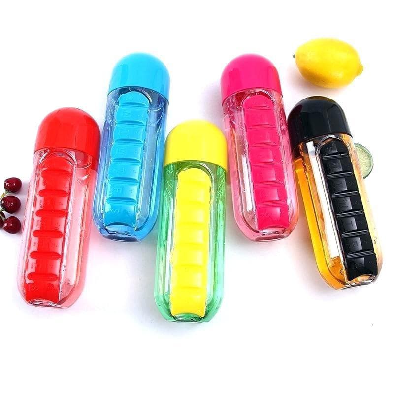 Multifunctional 2-in-1 Creative Water Bottle Pill Box 7-Day Pill Organizer 7 Compartments Portable Outdoor Water Bottle Pill Box Cup