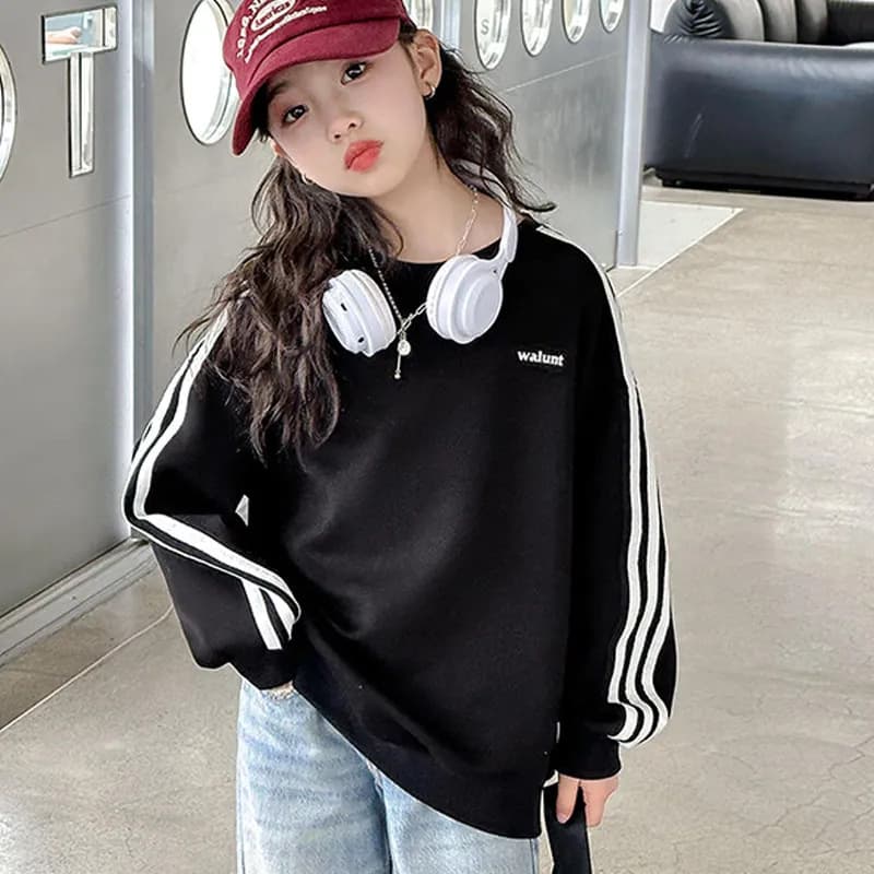 Girls' Black and White Sweatshirt Spring and Autumn New Style Older Girls Trendy Fashionable Children's Sportswear Casual Loose Long Sleeve