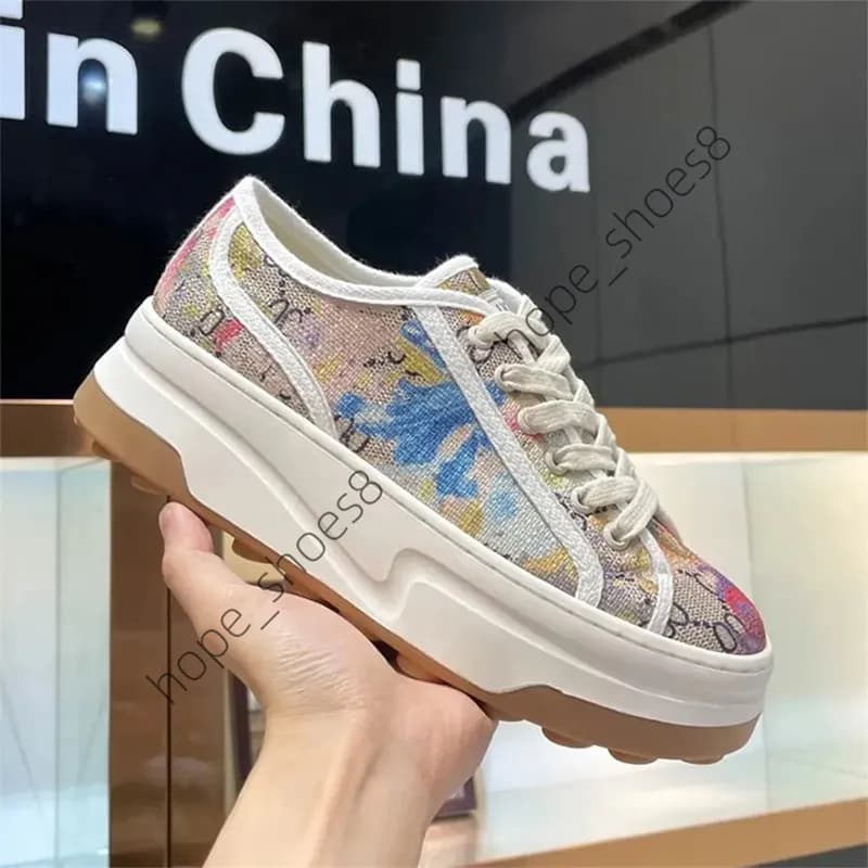 In Stock 2025 Brand Original Casual Shoes Thick Sole Flat Shoes Letter Decoration High Quality Sports Shoes for Men and Women Couples