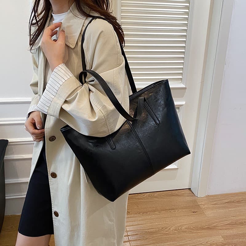 Tote Bag for Women 2025 Fall/Winter New Korean Style Large Capacity Women's Bag Fashion Simple Shoulder Bag Oil Leather Handbag