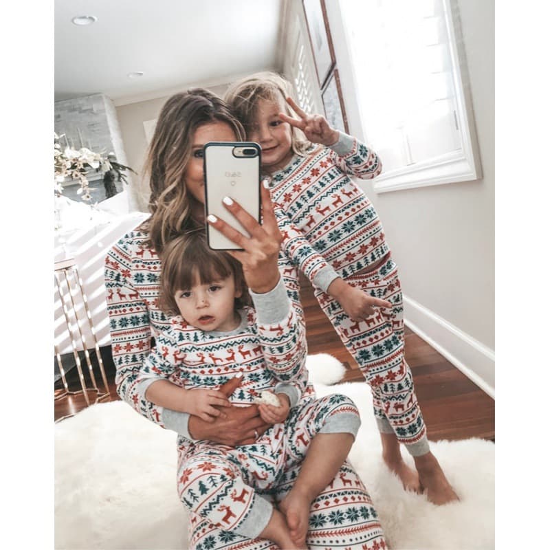 2025 Amazon Autumn and Winter Christmas Dress Festival New Parent-Child Clothes Home Set Pajamas Ready in Stock