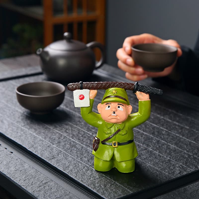 Japanese Kneeling Surrender Color-Changing Tea Pet Ornament, Premium Tea Play, Tea Table Tray Decoration, Tea Set Accessory