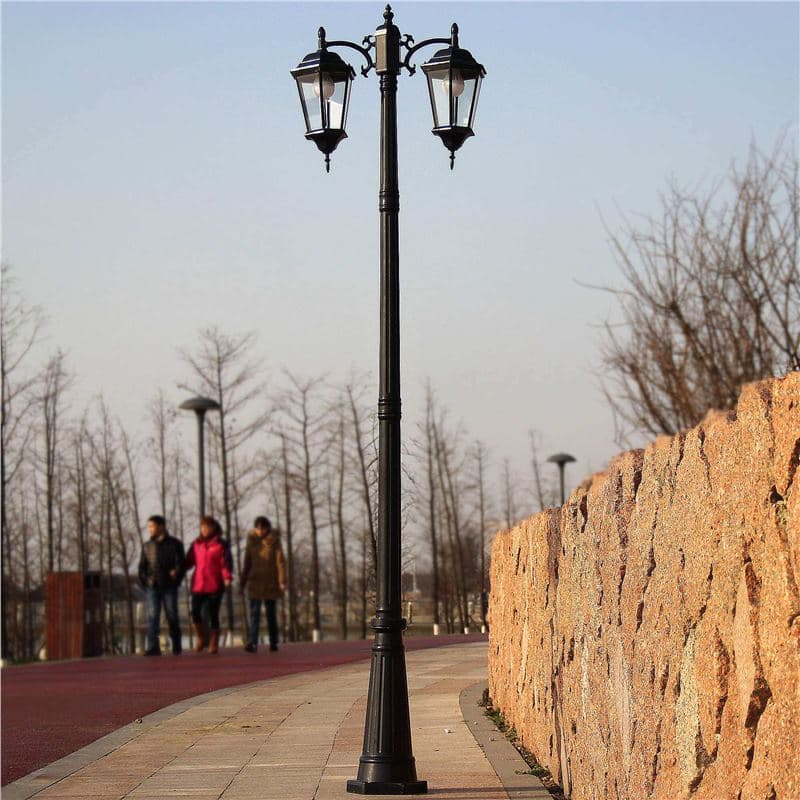 Three-Head Landscape Light, Double-Head European Garden Light, Villa Flower Garden Community Lawn Street Light, Outdoor Light, High Pole Light